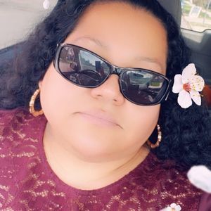 Meet your Posher, Aurora